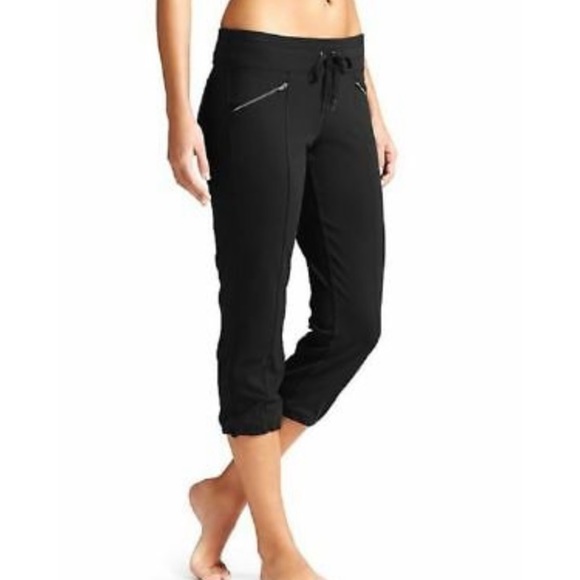 Athleta Pants - Athleta Metro Slouch Crop
